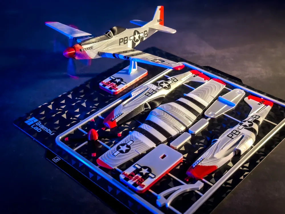 ✈️ Tarjeta Mustang P51 – Impresa en 3D